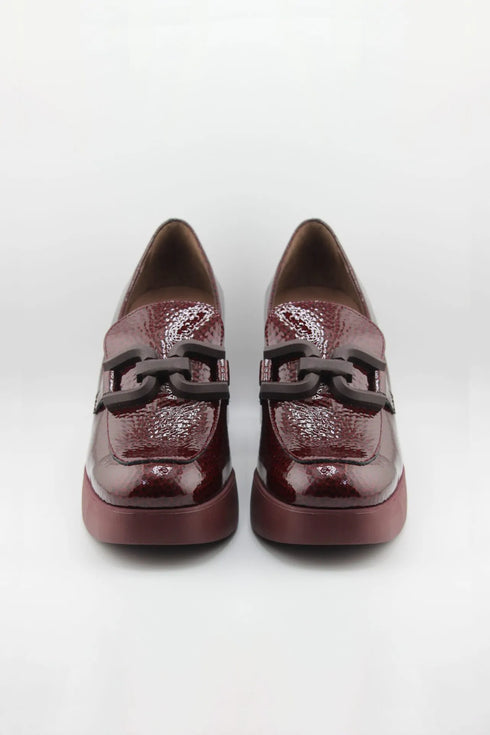 Wonders Glossy Chunky Heel Loafers